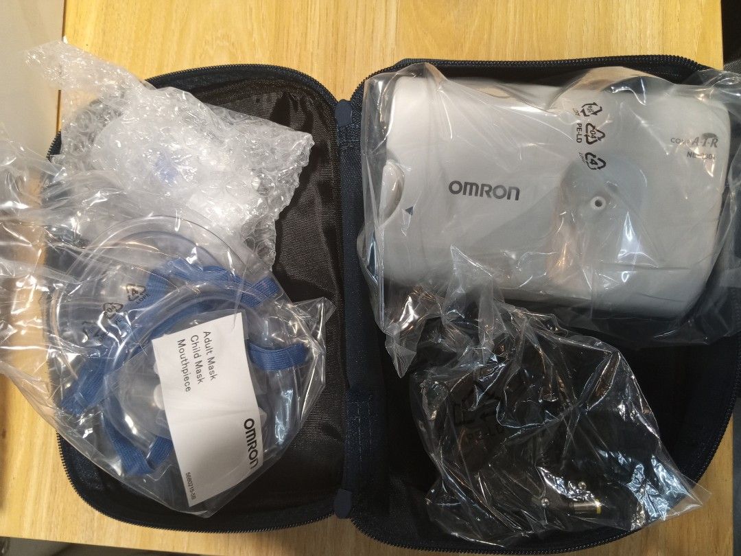 Omron Nebulizer Nec801 (Category: Health Monitors & Weighing Scales) located in Manila. Submitted by happyhawk.fb94fe (Listing ID 1469554619, Image 3). Description: - Brand: Blue Cross - Model: Heart Mate 7000 Series - Type: Digital blood pressure monitoring system with arm cuff included - Large LCD screen for easy reading - Built-in irregular heartbeat detection - 100 memory slots to track your readings over time - Reliable and easy to use at ho