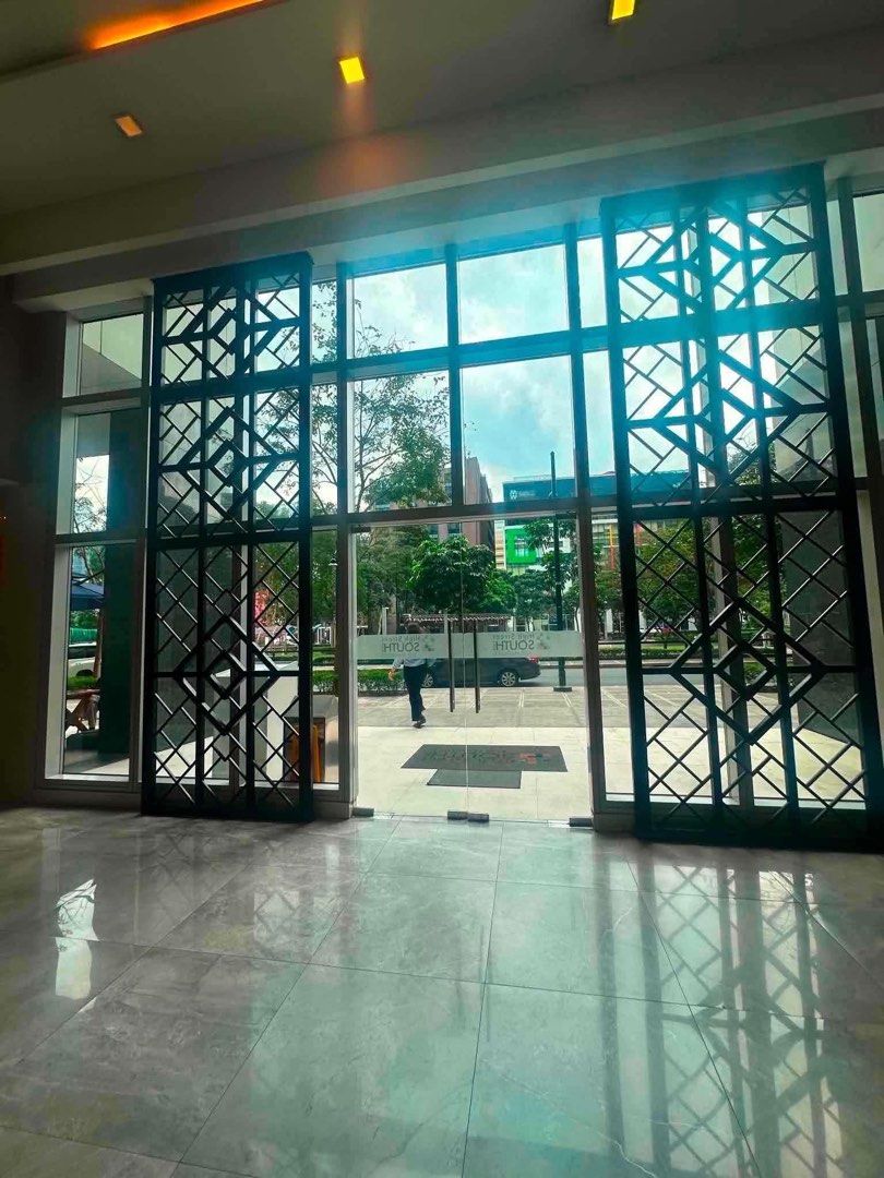 ONE MARIDIEN BGC (Category: Apartments & Condos) located in Makati City. Submitted by annaleelim (Listing ID 1469416905, Image 3). Description: ✅FOR SALE ✅ONE MARIDIEN BGC STUDIO UNIT 40 SQM LOW FLOOR FACING AMENITIES UNFURNISHED NO PARKING BNEW UNIT FOR TURNOVER 2Q 2027 ASKING PRICE 11.5M DIRECT TO OWNER KAT CEE 09178409960.