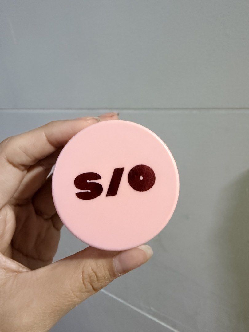 One Size Beauty Translucent Setting Powder (Category: Makeup) located in Cavite. Submitted by pinkyjie (Listing ID 1469528685, Image 1). Description: used once lang bought in sephora canada.