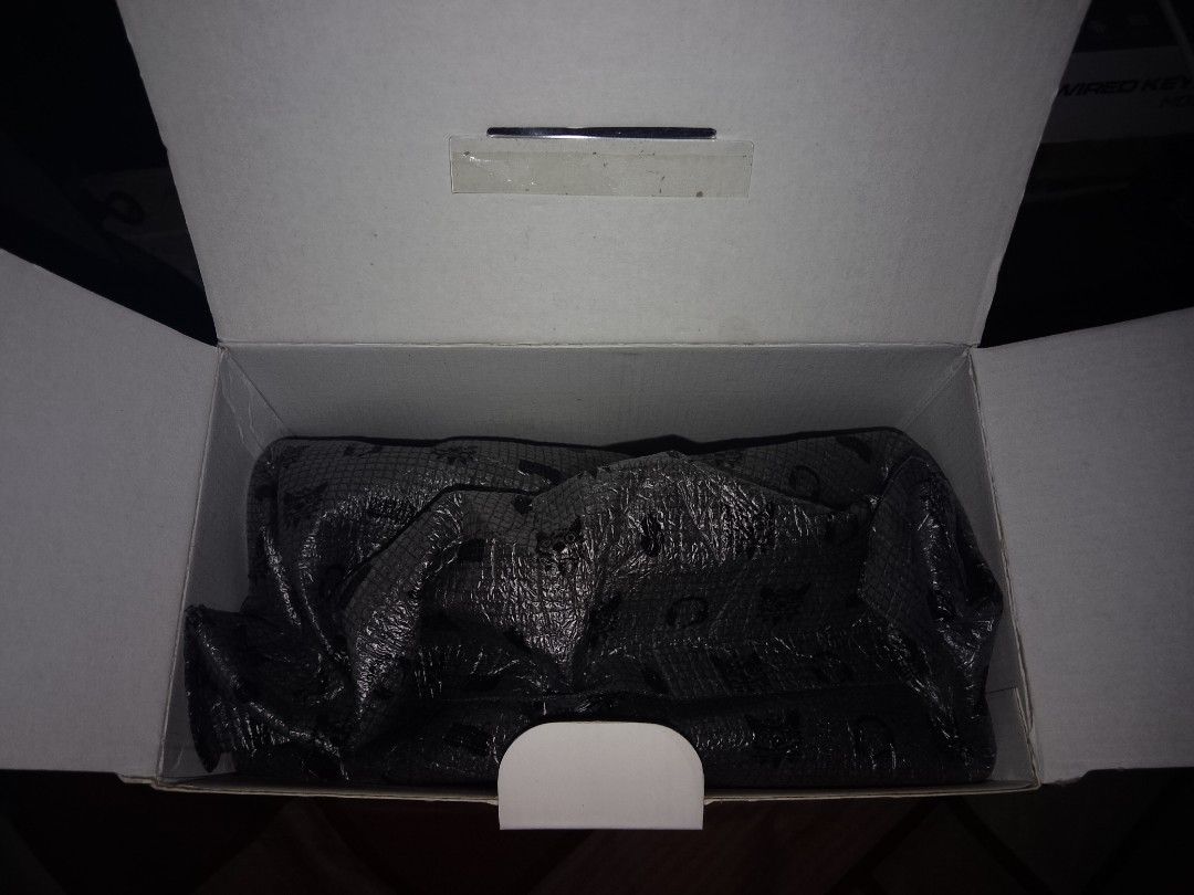 ONIKUMA X15 PRO (Category: Other Gadgets) located in Manila. Submitted by ev4_1 (Listing ID 1469450664, Image 1). Description: onikuma X15 pro, slightly used only for a week. nothing missing along with the plugs and usb cover..