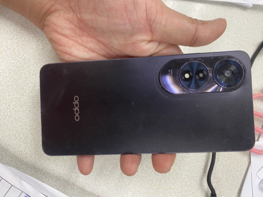 Oppo a60 (Category: OPPO) located in Paranaque City. Submitted by jeremysecr19192 (Listing ID 1469516305, Image 3). Description: Oppo a60 128/16gbram malinaw cam matagal malobat face id finger print Issue:minimal white spot and dents only overall good performance meet up tambo paranaque.