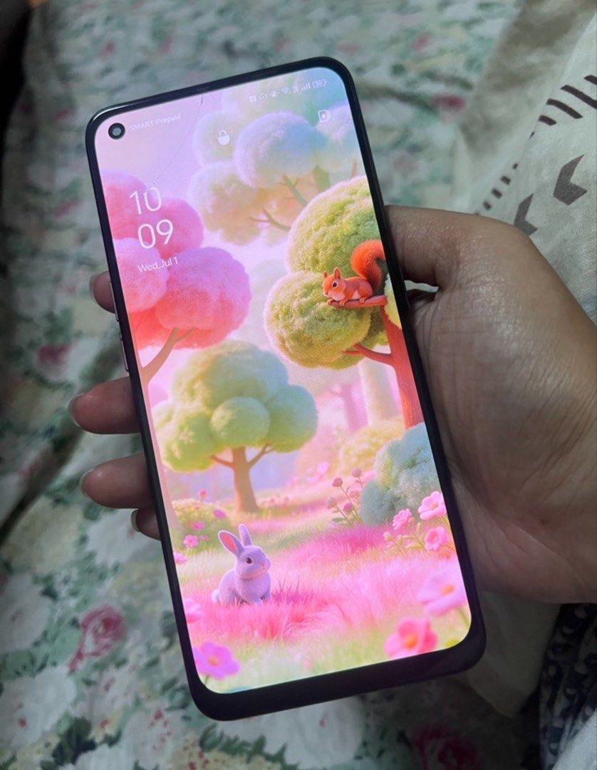 Oppo reno 7 5g (Category: OPPO) located in Puerto Galera. Submitted by janelle_cat (Listing ID 1469486607, Image 1). Description: Issue may basag sa taas na maliit nakaencircled sa 2nd photo.