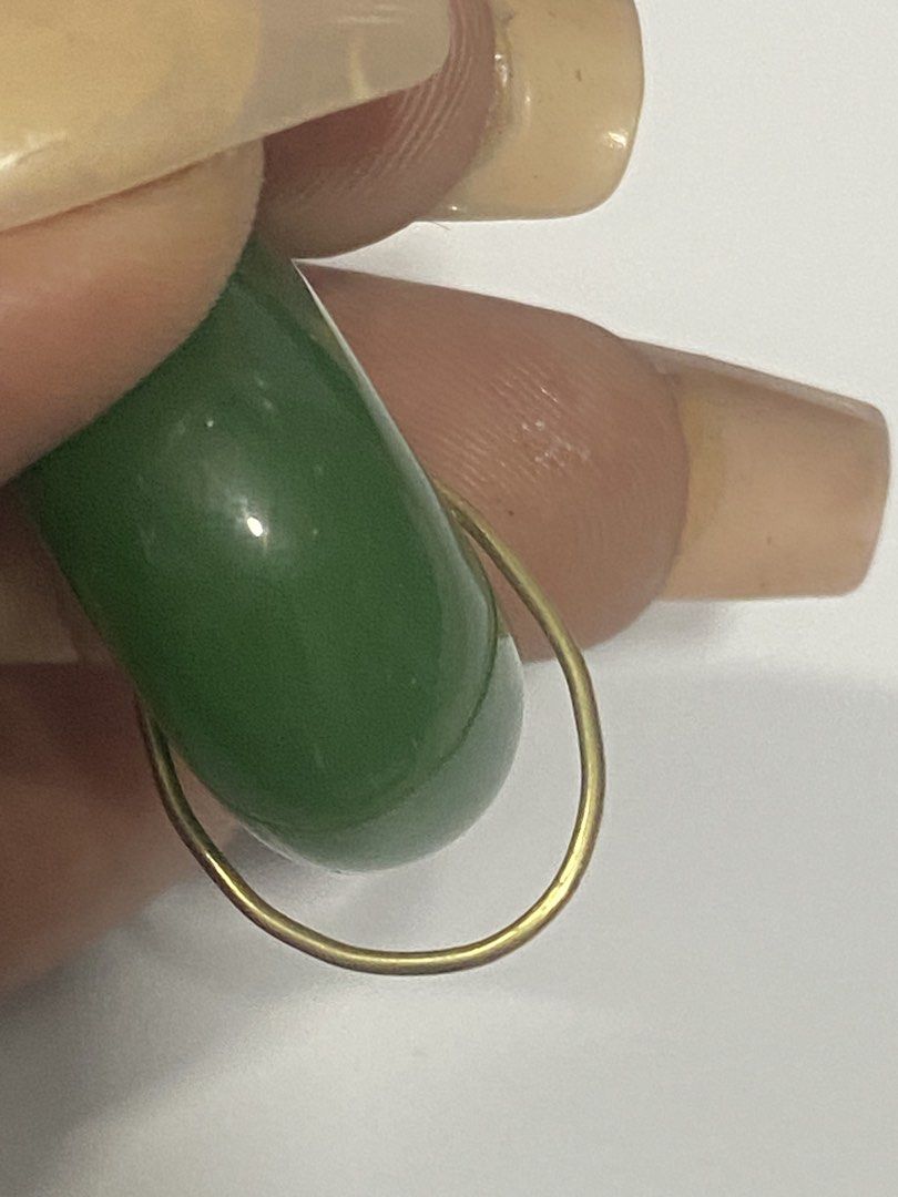 Orig Jade with gold setting (Category: Luxury Accessories) located in Bacolod City. Submitted by chuchaystuffs (Listing ID 1469416106, Image 2). Description: Unused bigay sken Ng ate ko from Japan ung sabitan Ng chain is real gold roughly naa .3-.4 gna cguro .