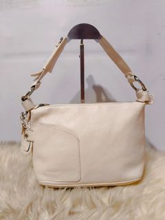 (Category: ) located in . Submitted by secondhand.shop.ph (Listing ID 1469555901, Image 1). Description: .