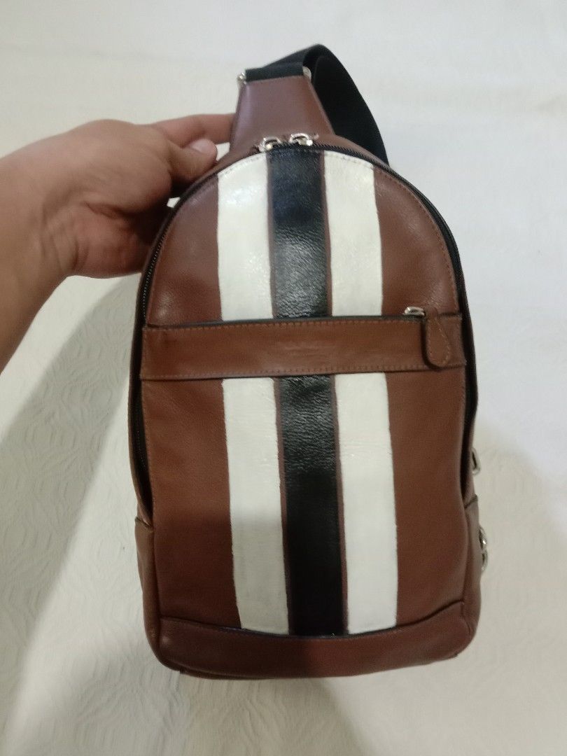 Original Coach Body bag for Men (Category: Luxury Bags & Wallets) located in San Jose. Submitted by stopnshop_02 (Listing ID 1469415014, Image 2). Description: payment first no to joyjoy talk.