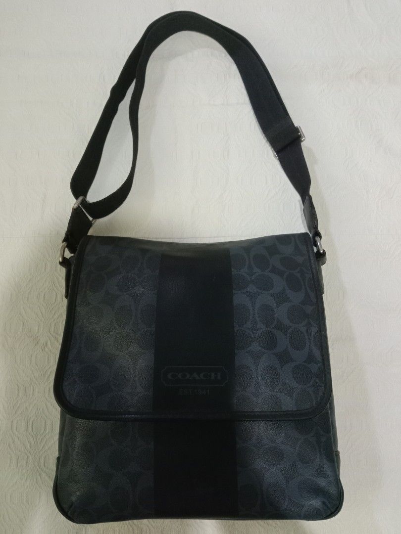 Original Coach Mesenger bag for men (Category: Luxury Bags & Wallets) located in San Jose. Submitted by stopnshop_02 (Listing ID 1469412263, Image 1). Description: payment first no to joyjoy talk.