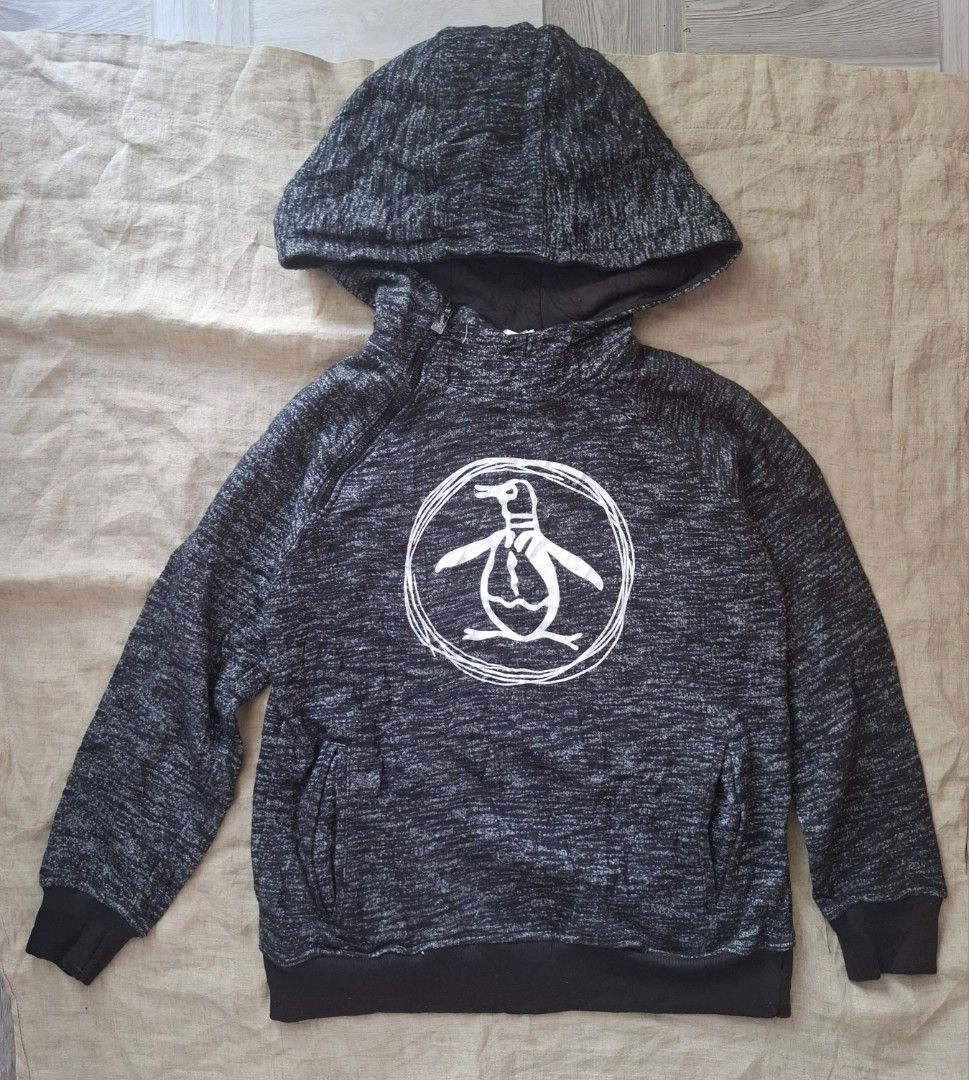 Original Penguin by Munsingwear - 8 years old (Category: Babies & Kids Fashion) located in Tanjay. Submitted by ukay_thriftybylj (Listing ID 1469464974, Image 1). Description: no nego.
