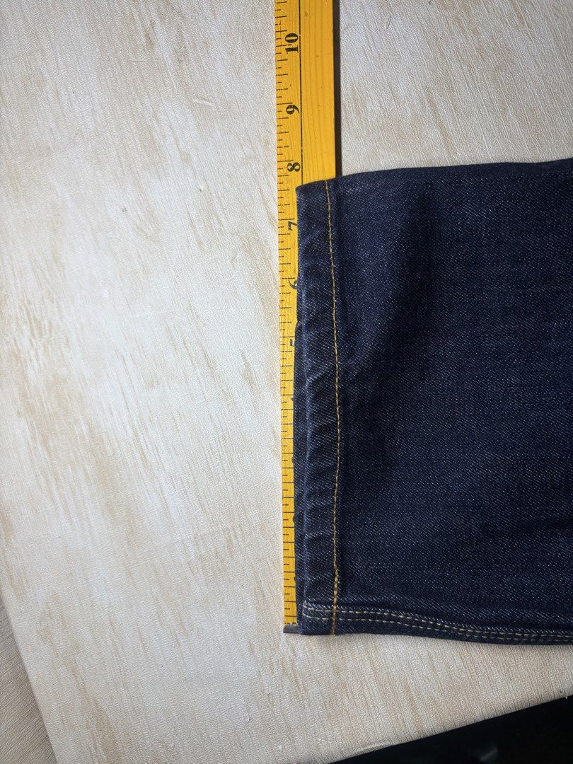 OTR SELVEDGE PANTS (Category: Jeans) located in Cabuyao City. Submitted by pormanation-thrift-store (Listing ID 1469424103, Image 3). Description: OTR SELVEDGE PANTS Condition: EXCELLENT Color rate: 9/10 Size: 33 Dimes: 34”Wx 43”L Issue: NONE✅ Price: 1500.