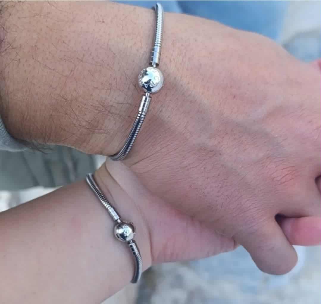 PANDORA COUPLE BRACELET Smooth (Category: Bracelets) located in Pasig City. Submitted by titalana2011991 (Listing ID 1469455244, Image 1). Description: .