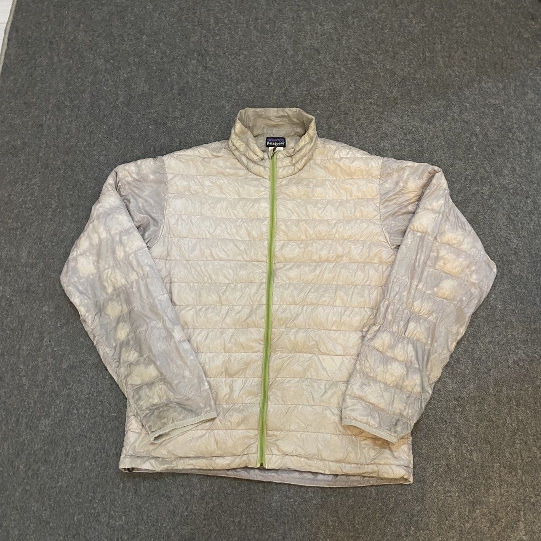 PATAGONIA (Category: Coats, Jackets and Outerwear) located in Mabalacat. Submitted by alternativegoodsco (Listing ID 1469554979, Image 1). Description: pme me for more details .