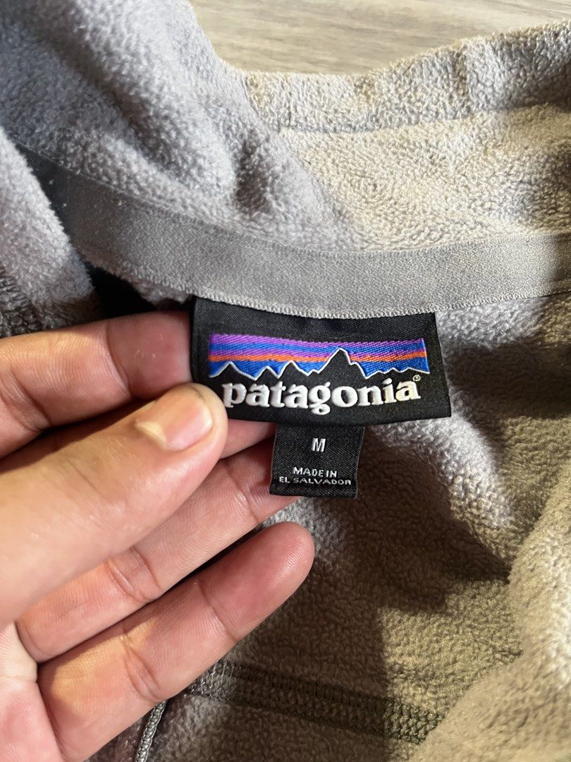 Patagonia q-zip fleece jacket (Category: Sleep and Loungewear) located in Manila. Submitted by 3715street (Listing ID 1469454719, Image 2). Description: Patagonia q-zip fleece jacket Medium W21.5xL27 Excellent condition Color rate 9.5/10 need wash PRICE:750FREESHIP💸.