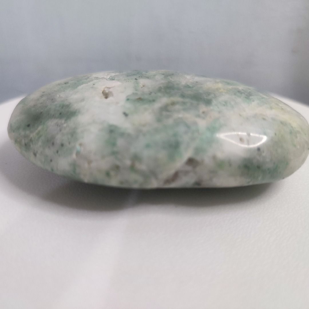 Phoenix Palm Stone (Category: Precious Stones) located in Taguig. Submitted by joyofcrystals (Listing ID 1469406385, Image 3). Description: 🌸 Phoenix Palm Stone 🌸 Length: 78.1 mm Width: 48 mm Weight: 118 grams 🌸 Quick note on shipping & payment: 💳Payments are done via GCash or Bank Transfer prior to shipping ✨ 🚚Shipping fee is covered by the buyer 🚚 ✨Once payment is confirmed, I’ll safely wrap your crystal with love and have it on its way t