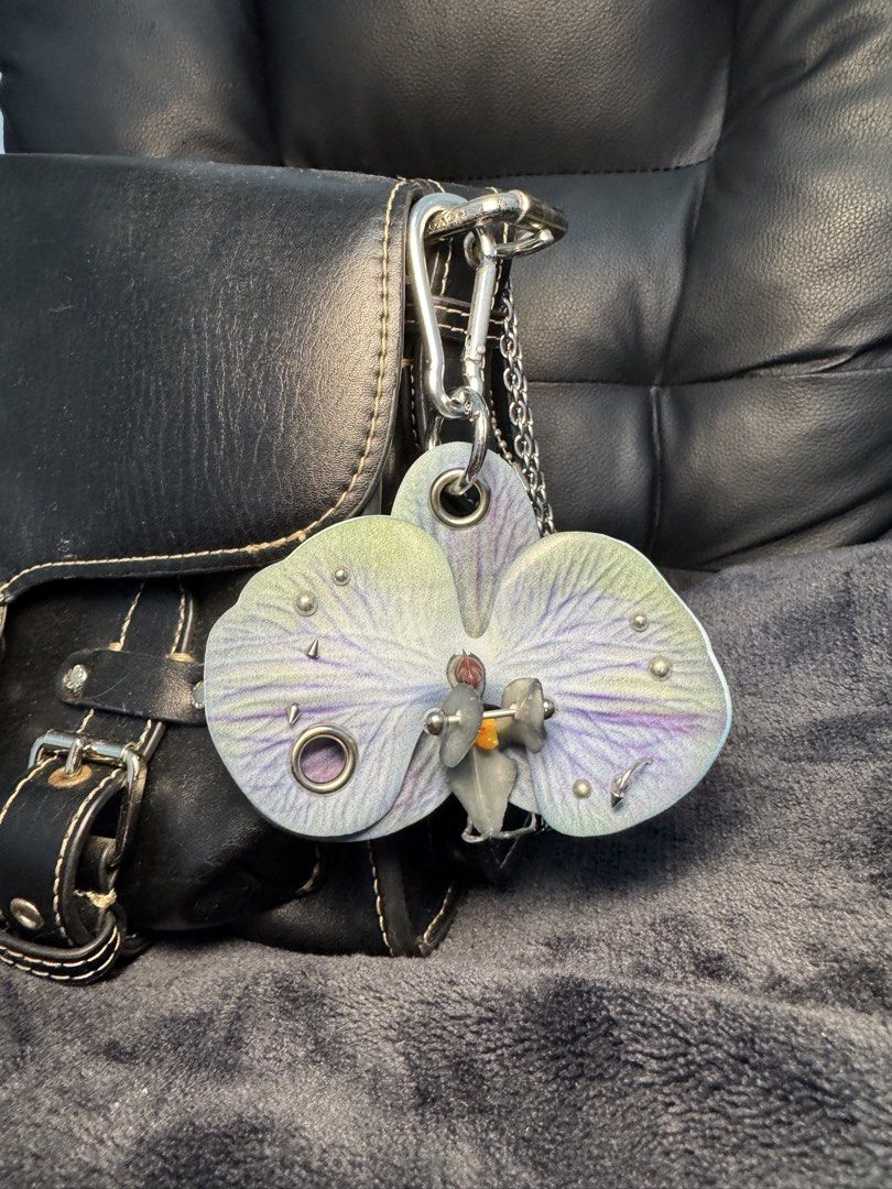 Pierced Floral Flower Bag Charms (Category: Charms) located in Manila. Submitted by eyes.on.ally (Listing ID 1469455112, Image 2). Description: 240php each orchid 160php lily.