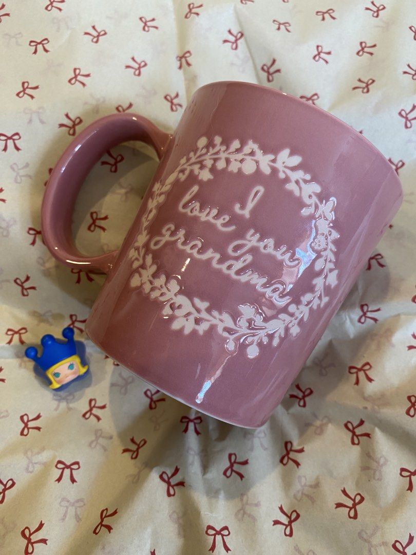Pink Ceramic Mugs 💗🌷💗 (Category: Coffee & Tea Tableware) located in Cainta. Submitted by lilxbigloveplayhouse (Listing ID 1469404822, Image 3). Description: - 350php each - Finish: Glossy - Perfect for: Morning coffee or tea - Condition check: Clean inside and out.