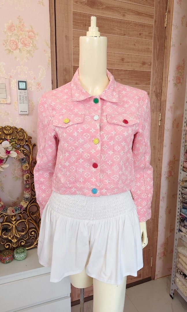 Pink Denim Cropped Jacket (Category: Coats, Jackets and Outerwear) located in Pagudpud. Submitted by altheacee063978 (Listing ID 1469543700, Image 3). Description: .