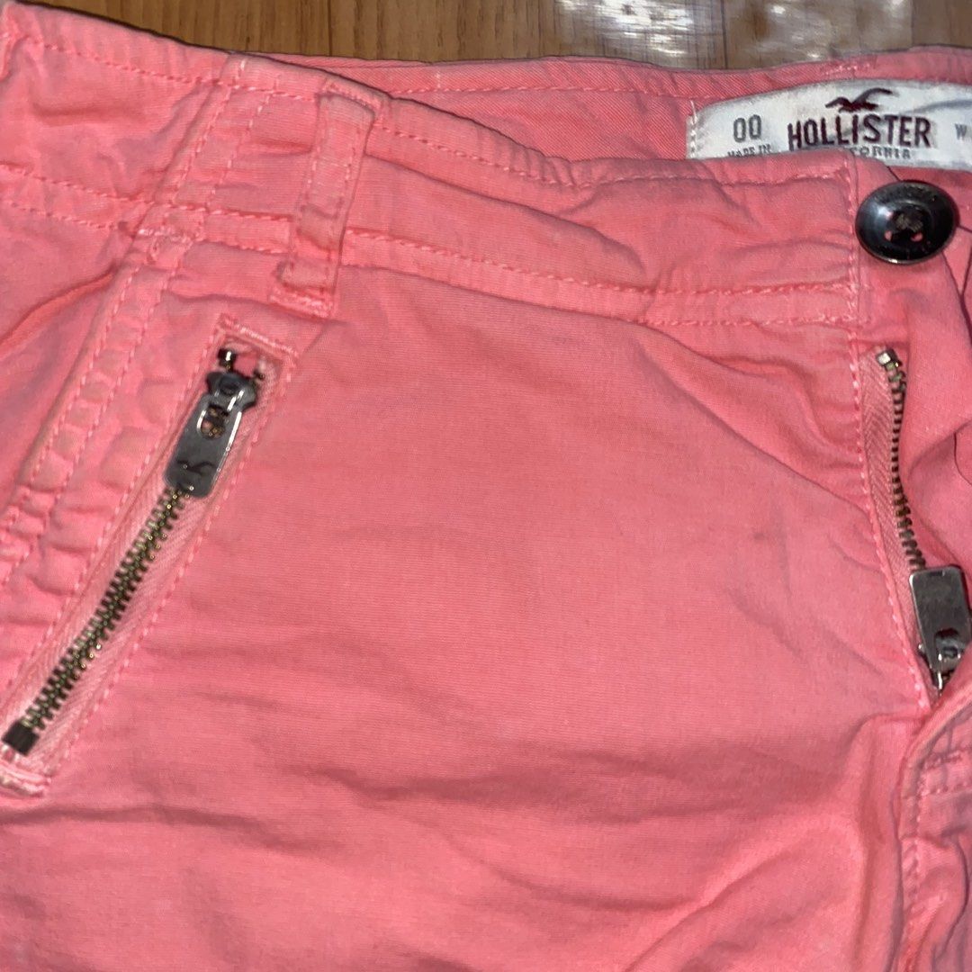 Pink Hollister Shorts (Category: Shorts) located in General Trias. Submitted by swagster.archives (Listing ID 1469532803, Image 3). Description: Hollister pink shorts W- 28 inches(23 on tag) No major flaw sp: ₱300.