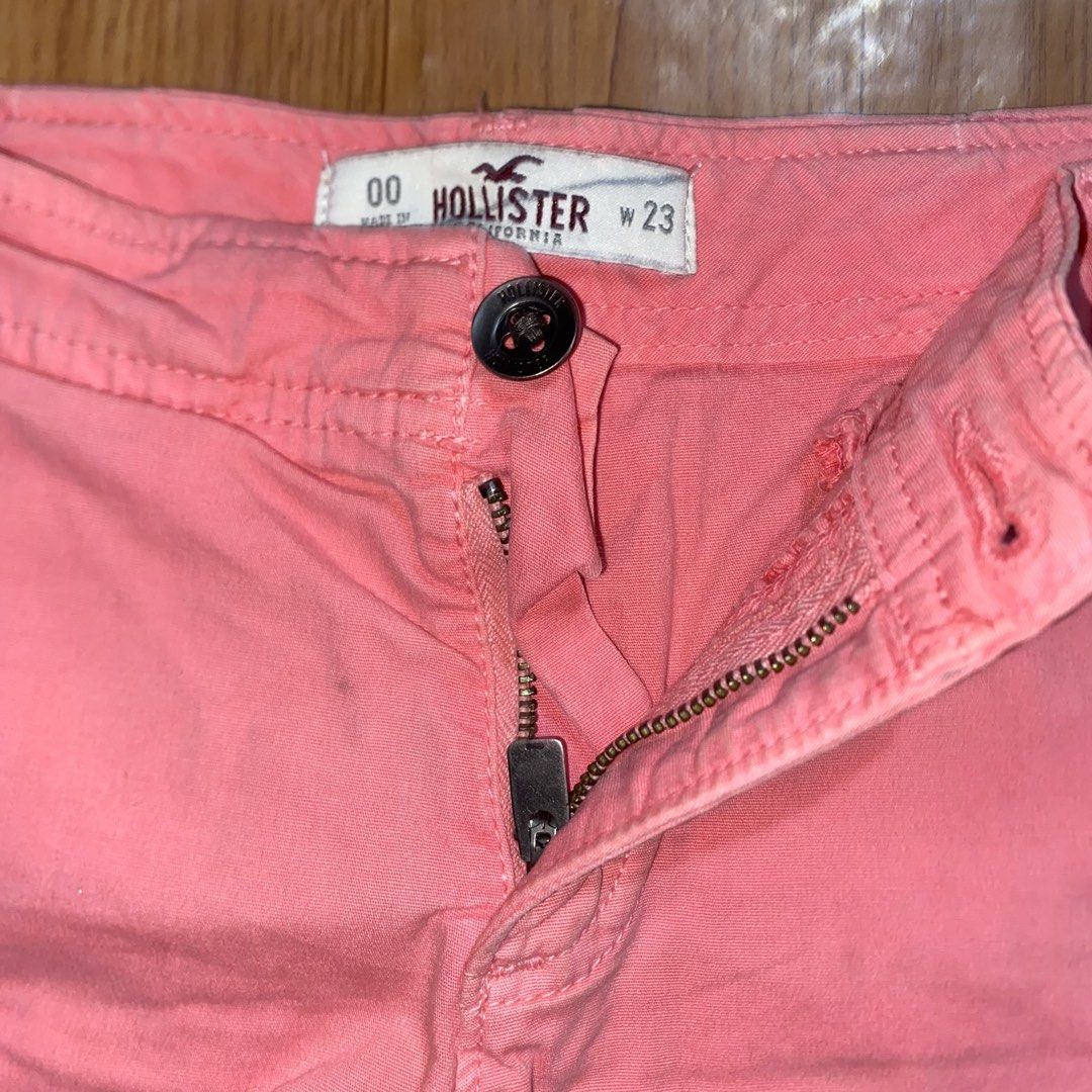 Pink Hollister Shorts (Category: Shorts) located in General Trias. Submitted by swagster.archives (Listing ID 1469532803, Image 2). Description: Hollister pink shorts W- 28 inches(23 on tag) No major flaw sp: ₱300.