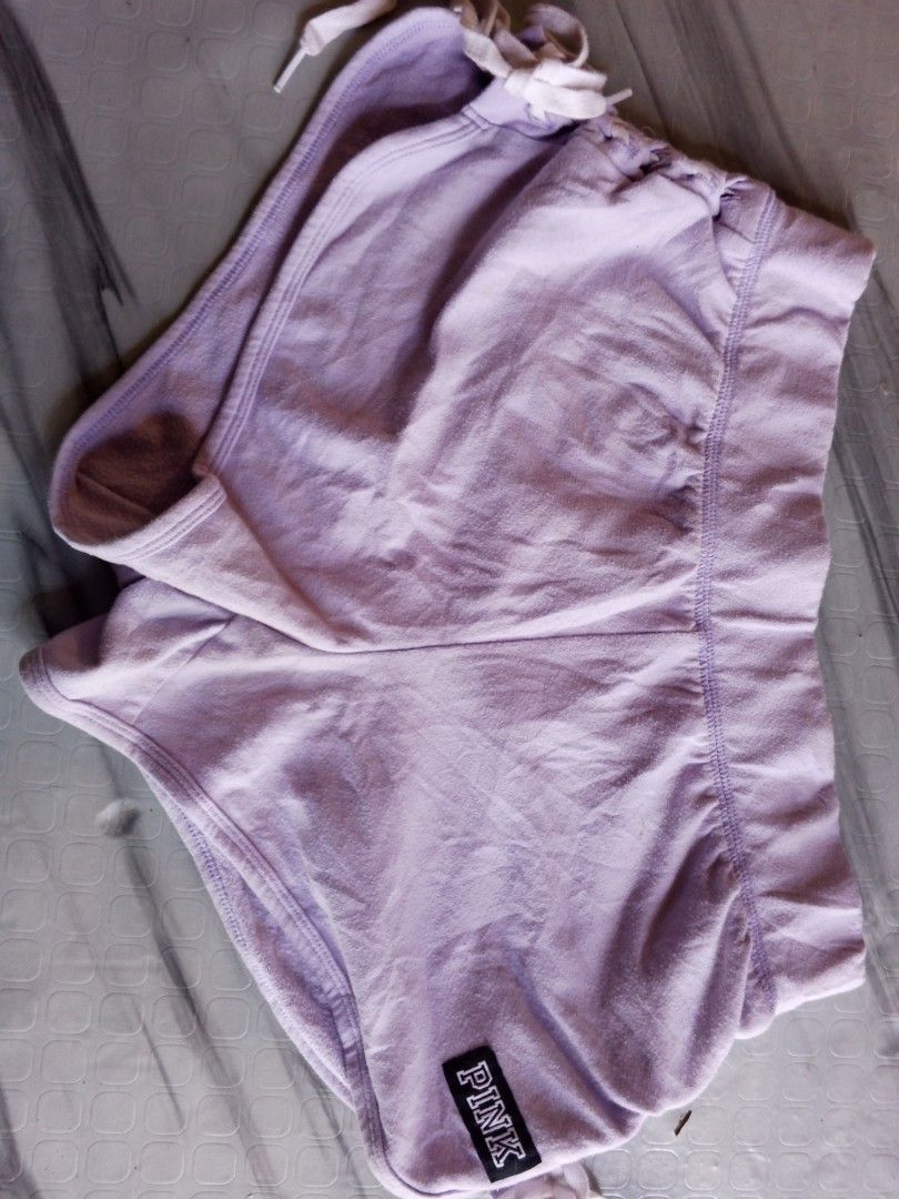 PINK VICTORIA SECRETS SHORTS (Category: Shorts) located in San Carlos City. Submitted by sweetfurie (Listing ID 1469426812, Image 2). Description: .