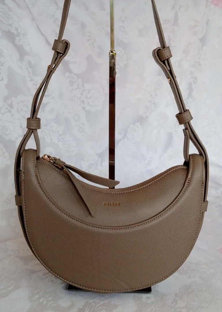 POLÈNE NUMERO DIX (Category: Luxury Bags & Wallets) located in General Santos City (Dadiangas). Submitted by ainna_bags19910622.680 (Listing ID 1469549517, Image 1). Description: .