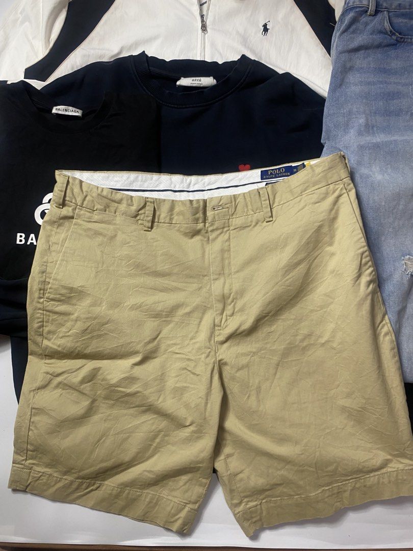 Polo rl short w/ qr (Category: Chinos) located in Lipa City. Submitted by _thriftitcloud (Listing ID 1469403290, Image 2). Description: 38-40x21.