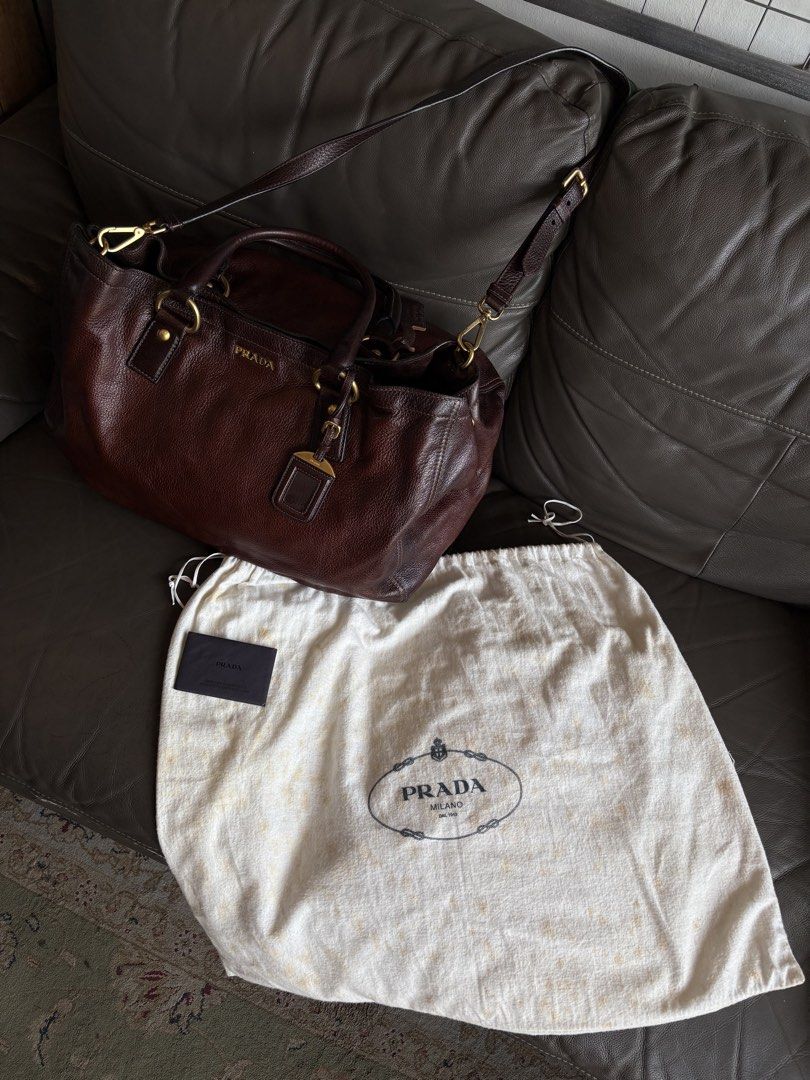 Prada BR402 CERVO ANTIK CAFFE' SFUMATO (Category: Luxury Bags & Wallets) located in General Santos City (Dadiangas). Submitted by scrtshp (Listing ID 1469464374, Image 2). Description: Prada BR402 CERVO ANTIK CAFFE' SFUMATO •Authentic guaranteed •Original Deerskin •Complete tags •Complete tags with dustbag.
