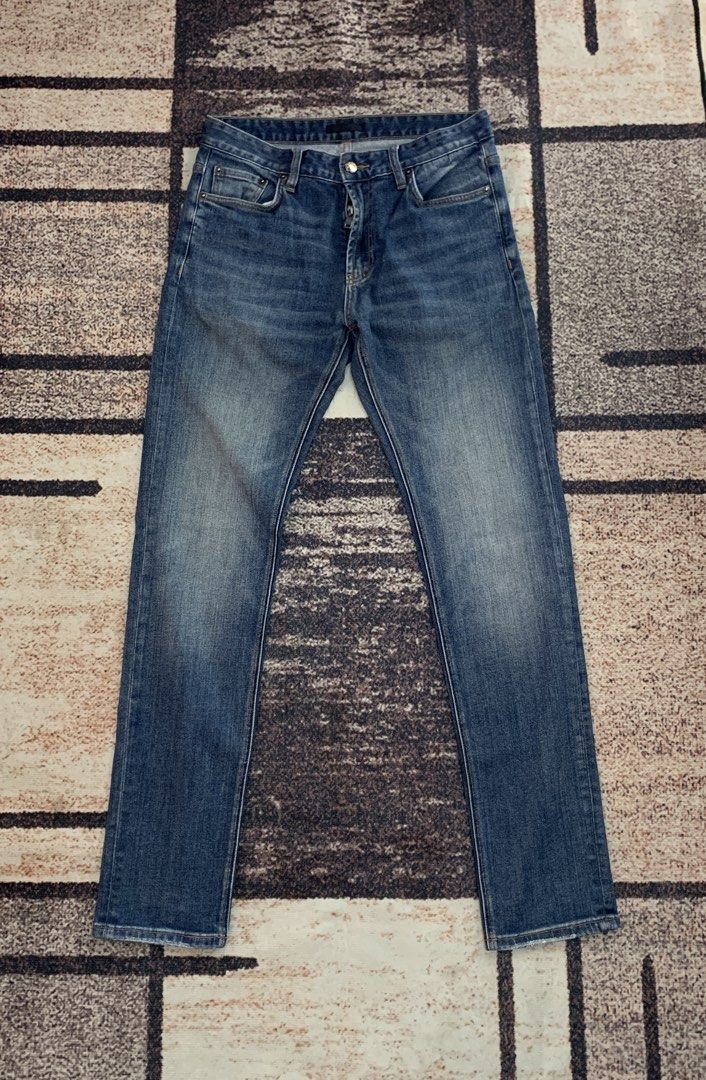 Prada Embroidery Pants Womens size 32 (Category: Jeans) located in Bocaue. Submitted by mndzeey (Listing ID 1469420380, Image 3). Description: Prada Embroidery Slim Fit Pants Womens Size 30 on tag Actual measurement Size -32 Length -40 Thigh -9 Leg Opening -6 Embroide Logo pocket Complete tags As new No issues.