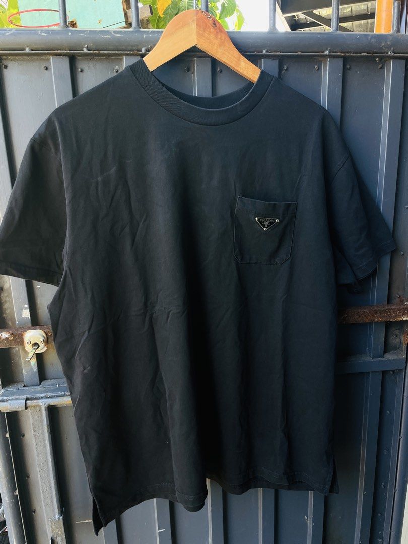 prada pocket tee (Category: Luxury Apparel) located in Bacolod City. Submitted by trashy84 (Listing ID 1469409989, Image 1). Description: .