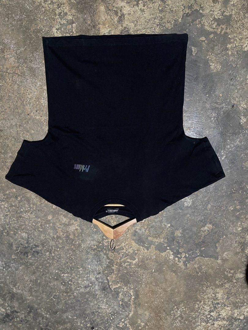 Prblms Reflectorize Design (Category: Activewear) located in Munoz. Submitted by bb_jimbo0 (Listing ID 1469566741, Image 2). Description: Prblms Reflectorize Design shirt In good condition .