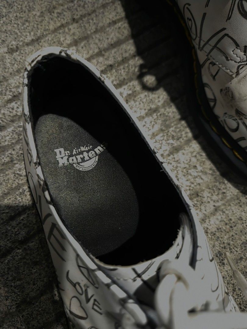 Preloved (Category: Dress Shoes) located in Manila. Submitted by mysticrabbit.284012 (Listing ID 1469510259, Image 3). Description: .