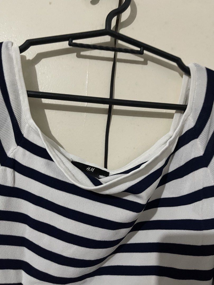 Preloved (Category: Others Tops) located in Makati City. Submitted by nhatzgold (Listing ID 1469510596, Image 3). Description: .