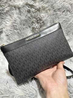 (Category: ) located in . Submitted by rqueenluxuryph (Listing ID 1469563807, Image 1). Description: .