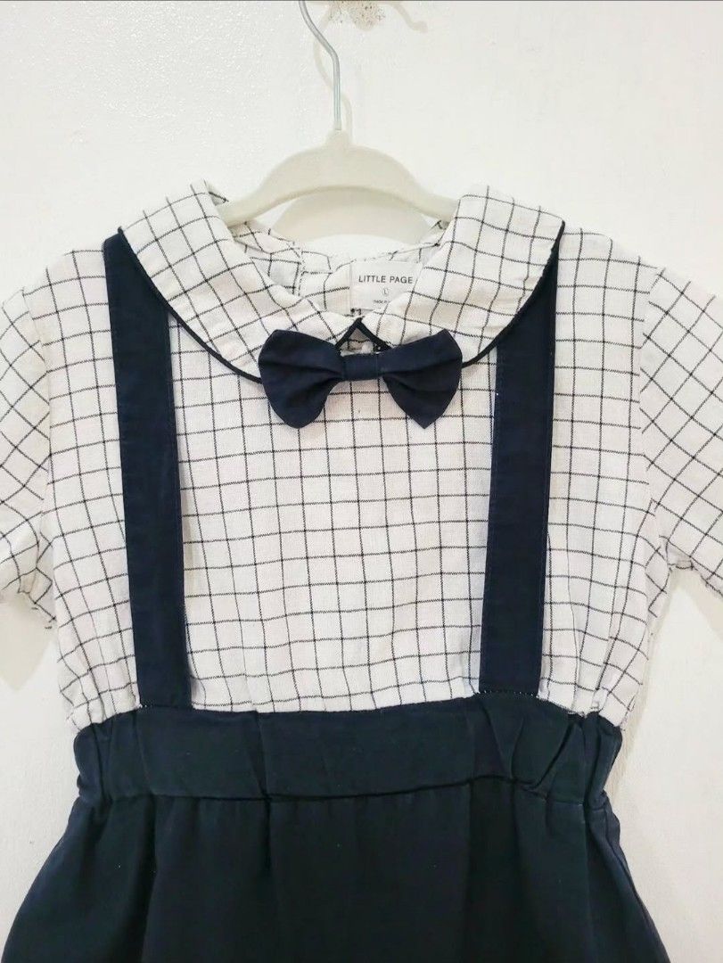 Preppy little Boys Romper (Category: Babies & Kids Fashion) located in Balanga. Submitted by marae_c (Listing ID 1469558007, Image 3). Description: In very good conditjon. With minimal sign of use. Samll flaw. May onting rust from the pin. All goods naman. Lightweight and easy to wear. Perfect ootd for your little one. fits approx 1-2yrs old.