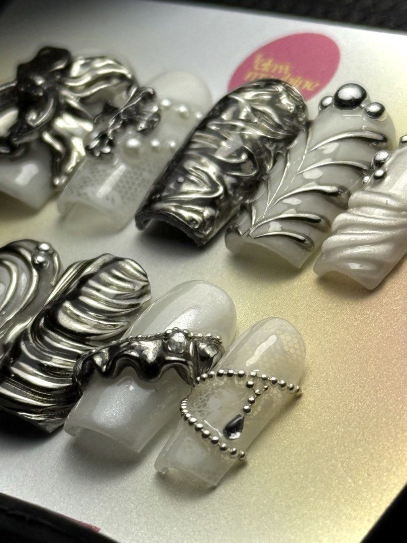 Press-on nails (CW2 Set) (Category: Hands & Nails) located in Pasay City. Submitted by clawmachine2025 (Listing ID 1469563986, Image 2). Description: .