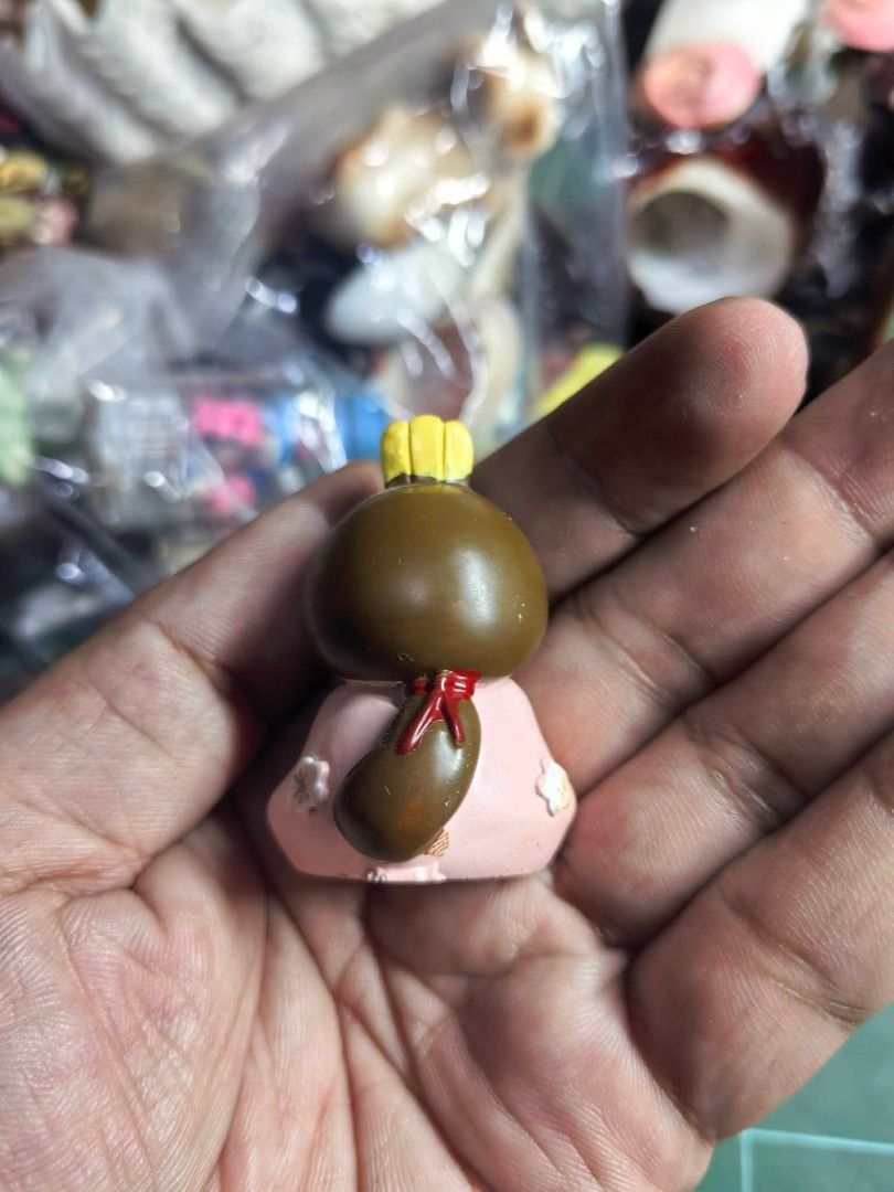 Princess Miniature Figure (Category: Figurines & Statues) located in Cebu City. Submitted by dudes_villanueva (Listing ID 1469431959, Image 3). Description: Princess Miniature Figure Material : Polyresin Brand New 📌 In excellent condition..