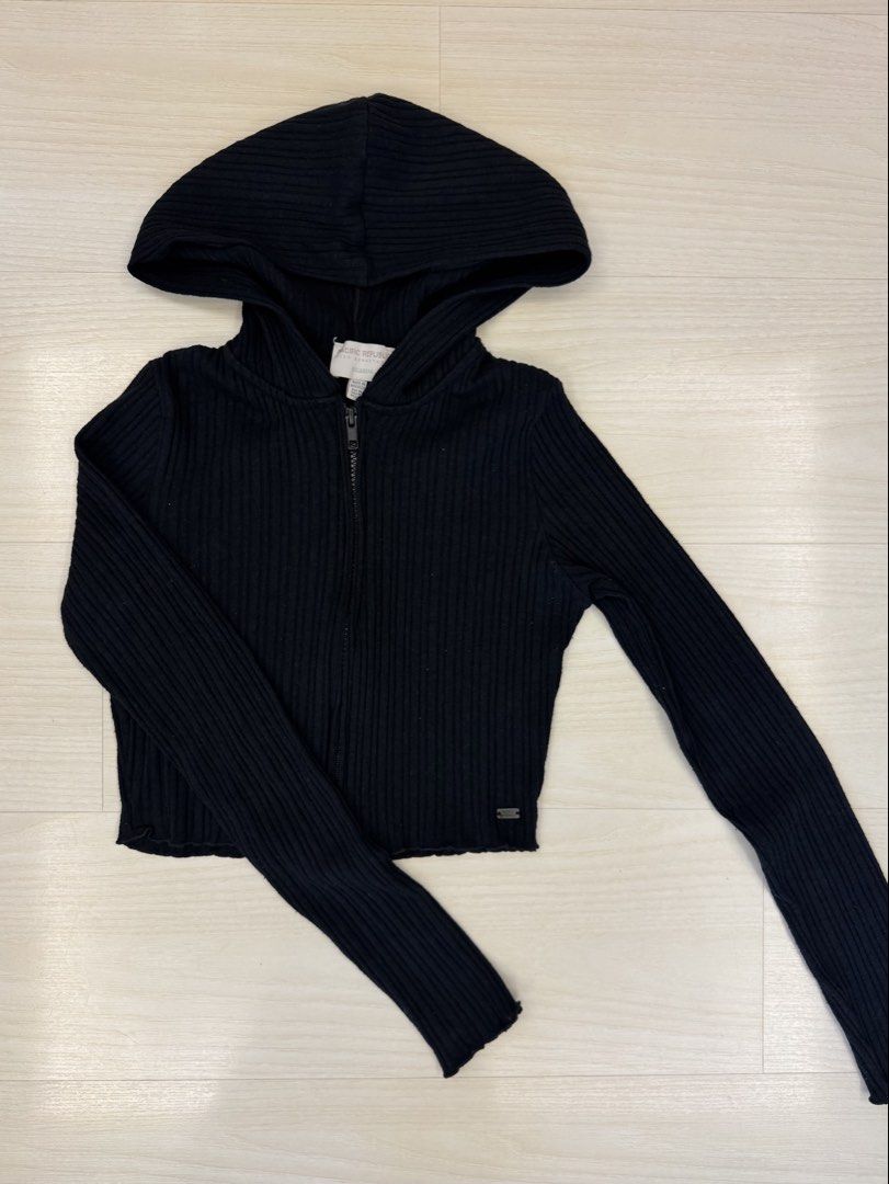 Pull & Bear （分類：長袖衫）位於 Hong Kong。 由 superfun888 提交（商品編號 1469506903，圖片 1）。簡介： Pull & Bear 只着過一兩次 快要優先。