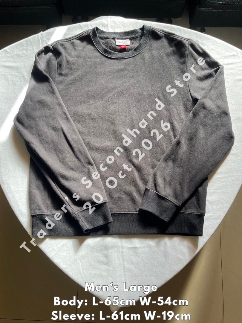 Pullover Jacket Sweatshirt Men’s Large (Category: Coats, Jackets and Outerwear) located in Manila. Submitted by traders_2ndhand (Listing ID 1469408487, Image 1). Description: For sale Pullover Jacket Sweatshirt Men’s Large ₱320 each Location: Valenzuela City Shipping fee at buyer’s expense Payment options: Gcash, Maya, Maribank, GoTyme, Bank Transfer.