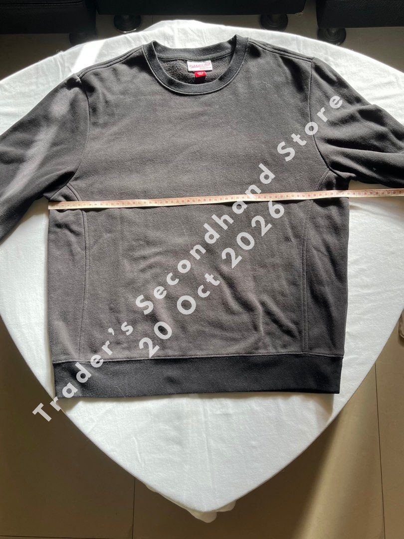 Pullover Jacket Sweatshirt Men’s Large (Category: Coats, Jackets and Outerwear) located in Manila. Submitted by traders_2ndhand (Listing ID 1469408487, Image 3). Description: For sale Pullover Jacket Sweatshirt Men’s Large ₱320 each Location: Valenzuela City Shipping fee at buyer’s expense Payment options: Gcash, Maya, Maribank, GoTyme, Bank Transfer.