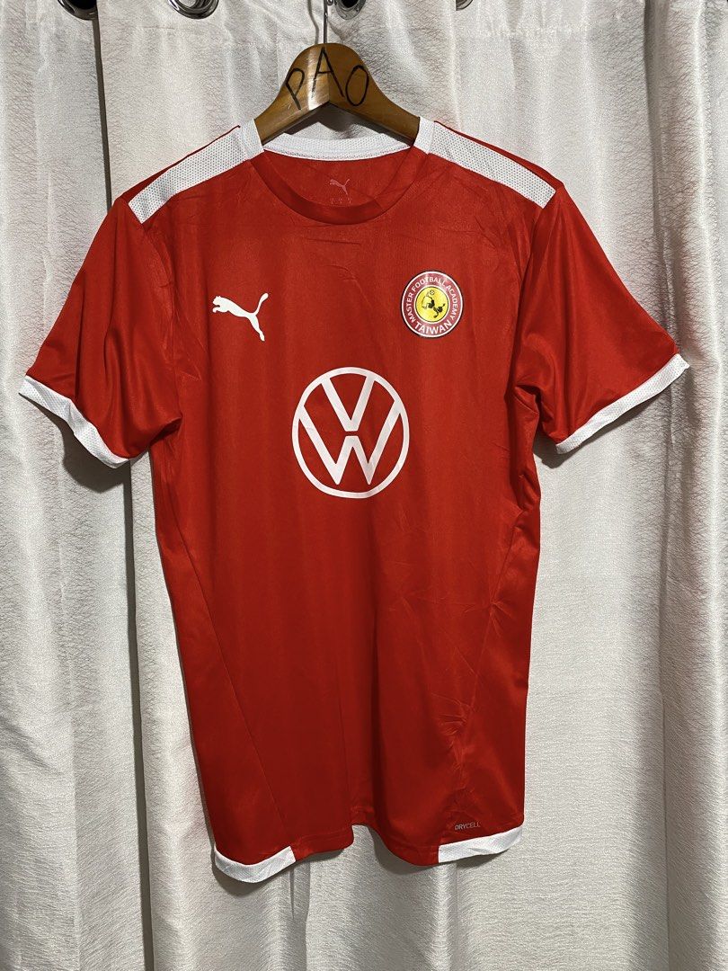 Puma football jersey (Category: Tshirts & Polo Shirts ) located in Davao. Submitted by VapenDrip (Listing ID 1469512920, Image 1). Description: Puma football jersey Master Football Academy Taiwan Koala #11 Small on tag 28.5x18.5 As new condition 650+sf.