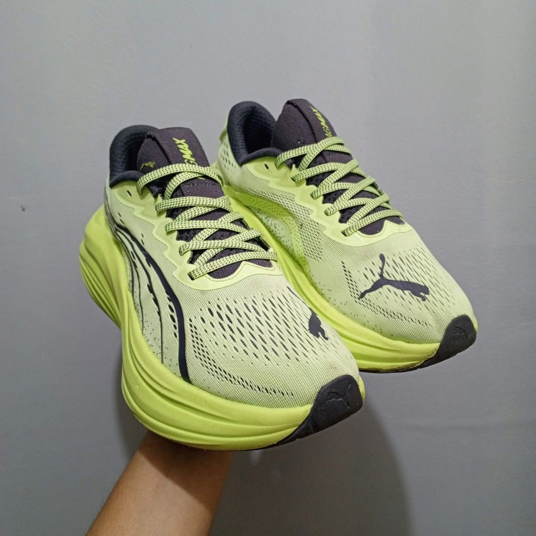 PUMA MagMax NITRO "Fizzy Apple-Galactic Gray" (Category: Sneakers) located in Iligan City. Submitted by uishoe (Listing ID 1469447382, Image 2). Description: Very Good Condition Signs of Usage, Replaced Insole Size 40 EUR 7.5 US Mens 9 Womens.