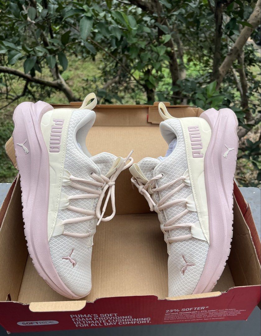 Puma Softride one 4all women (Category: Sneakers) located in Cainta. Submitted by klejre (Listing ID 1469431107, Image 2). Description: Very comfy.