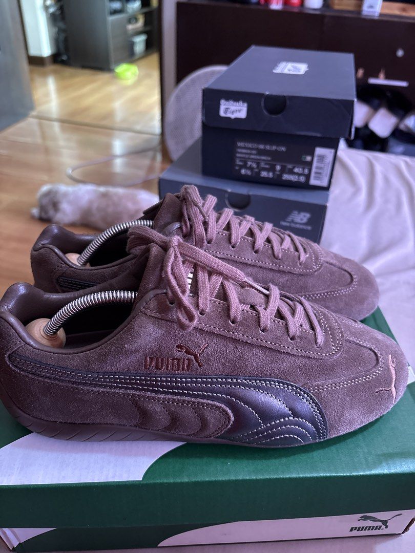 Puma speedcat (Category: Sneakers) located in Binan City. Submitted by dabiescloset (Listing ID 1469416335, Image 2). Description: Puma speedcat size US 7.5 cm in 25.5. RFS want to buy another color. Goid as new used 2-3x . No bad smell.