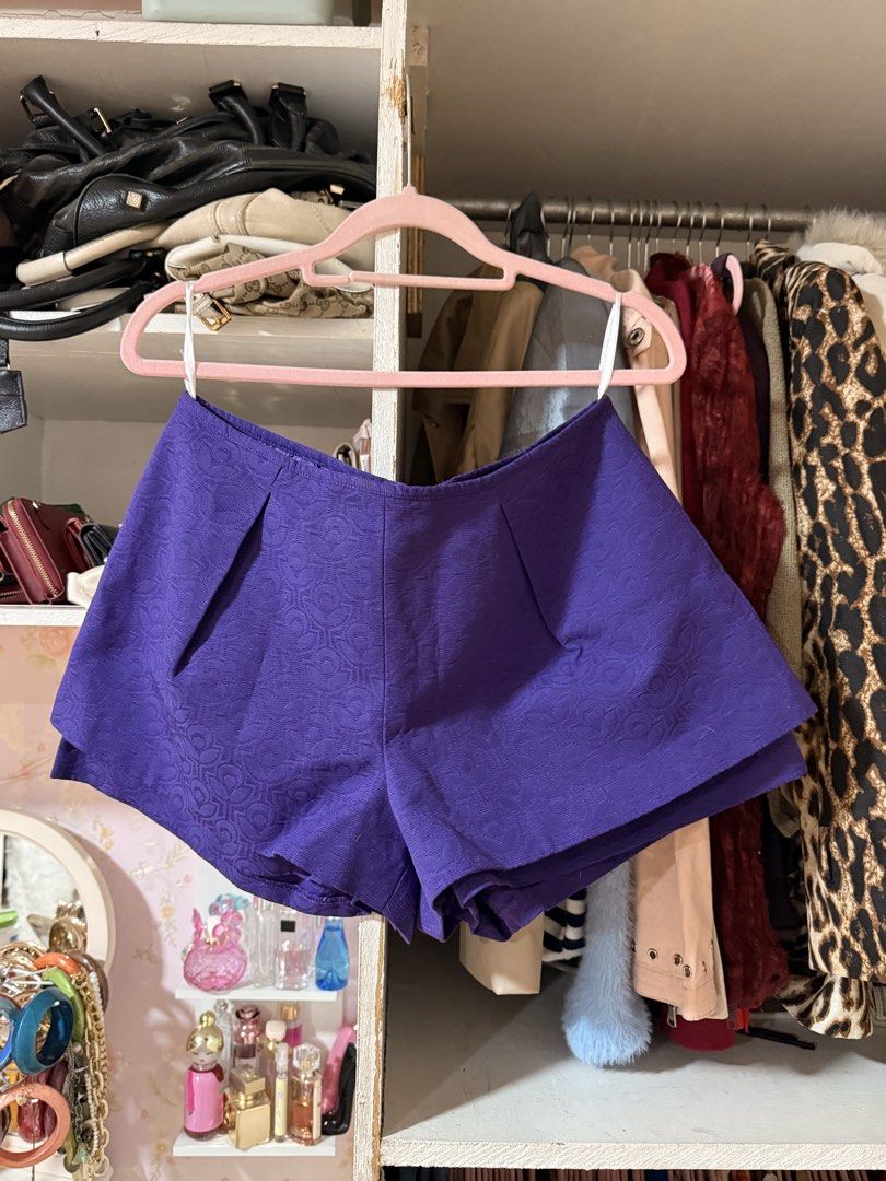 Purple Elegant Shorts (Category: Shorts) located in Lapu Lapu. Submitted by bzzzzarah (Listing ID 1469563005, Image 1). Description: .