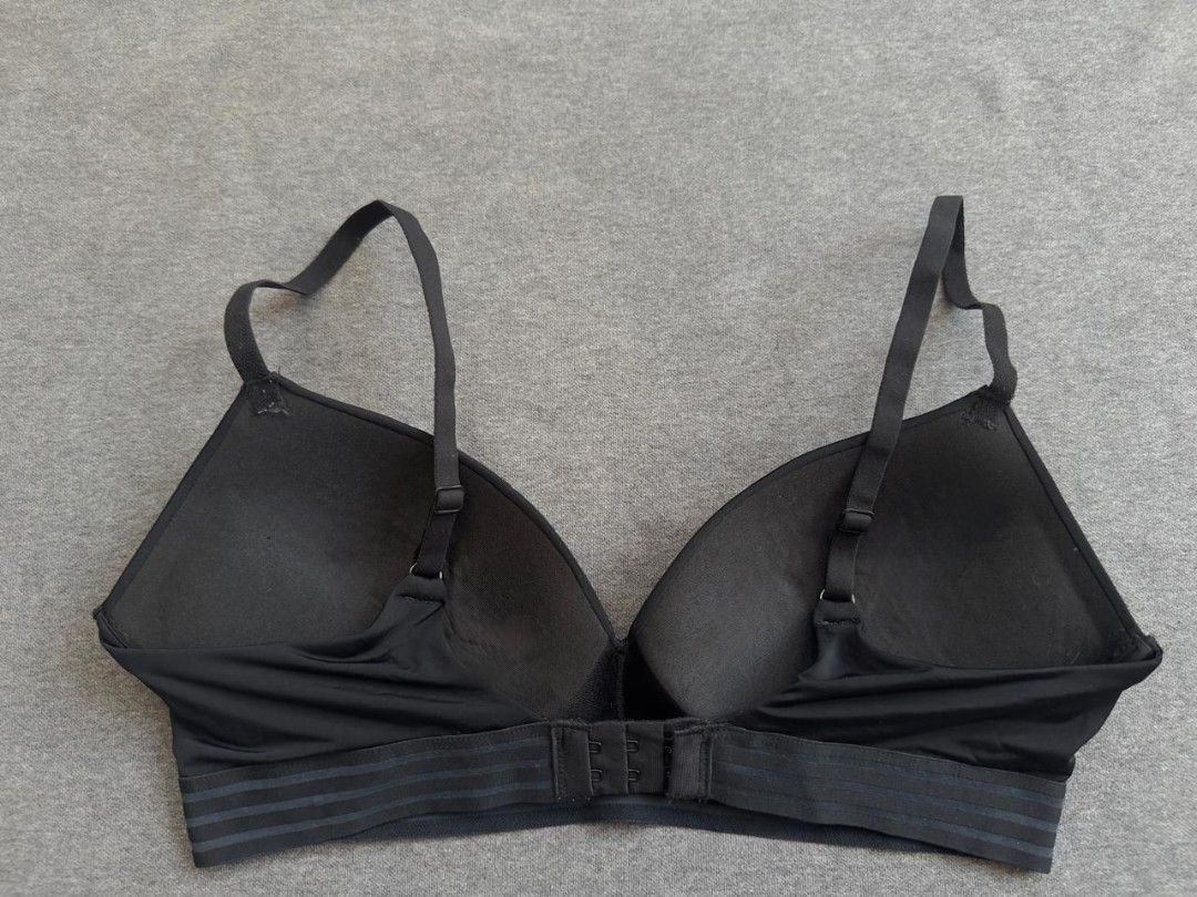 Pushup wireless bra 34B (Category: Undergarments & Loungewear) located in Llanera. Submitted by expresclothing (Listing ID 1469529595, Image 3). Description: .