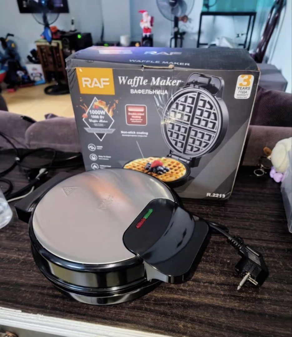 RAF Waffle Maker (Category: Cookware & Accessories) located in Manila. Submitted by ch11ng (Listing ID 1469436825, Image 1). Description: rfs: upgrade once lang po nagamit nego price bacoor cavite pick up or lalamove only.