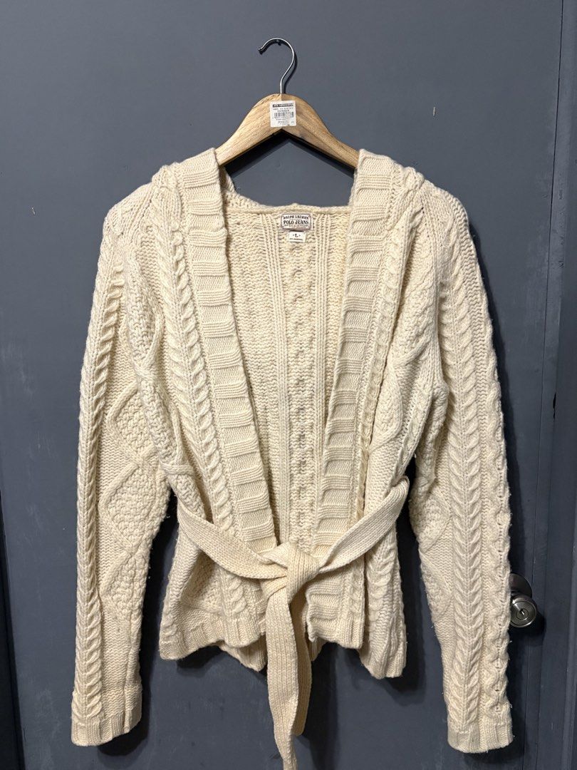 Ralp Lauren Lambs Wool Cable Knit Jacket (Category: Coats, Jackets and Outerwear) located in Iloilo. Submitted by bygone.ph (Listing ID 1469420642, Image 1). Description: 19.5x25.5.