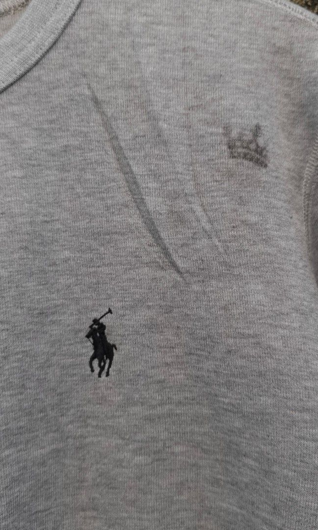 Ralph Lauren Small Pony Crew Neck (Category: Luxury Apparel) located in Rizal. Submitted by cogeothriftapparel (Listing ID 1469508620, Image 2). Description: ‎Discription: Ralph Lauren V-Neck insert Crewneck Embroid Small Pony (GRAY) ‎ ‎‎ This crewneck sweatshirt pays homage to mid-century athletic wear with its signature ribbed V-insert at the collar while utilizing modern fabrication. Crafted from a blend of cotton and viscose, it offers a soft