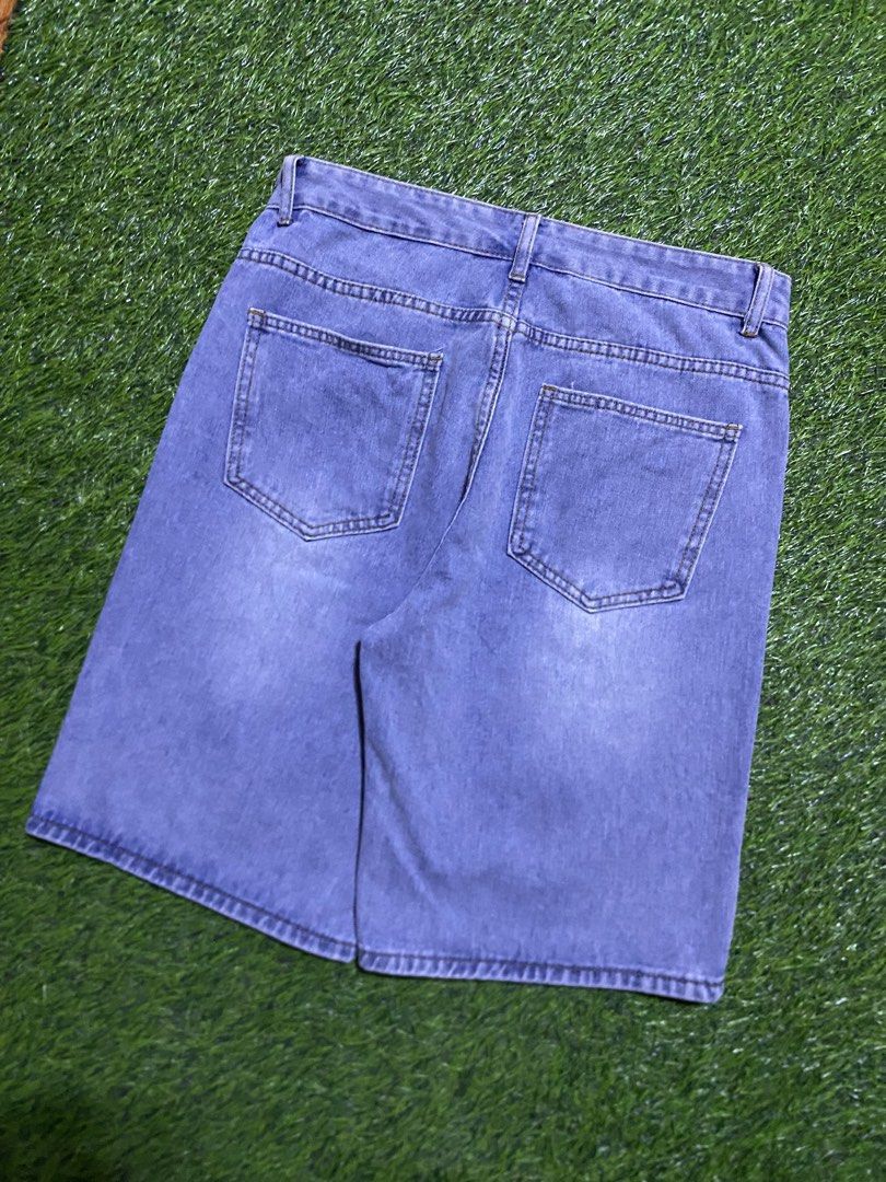 RANDOM JORTS (Category: Shorts) located in Manila. Submitted by niftythrifttt (Listing ID 1469525012, Image 3). Description: RANDOM JORTS SIZE 33 WIDTH - 33 to 34 LENGTH - 21 HEM 10.5 COLOR RATE 9.5 EXCELLENT CONDI NO ISSUE.