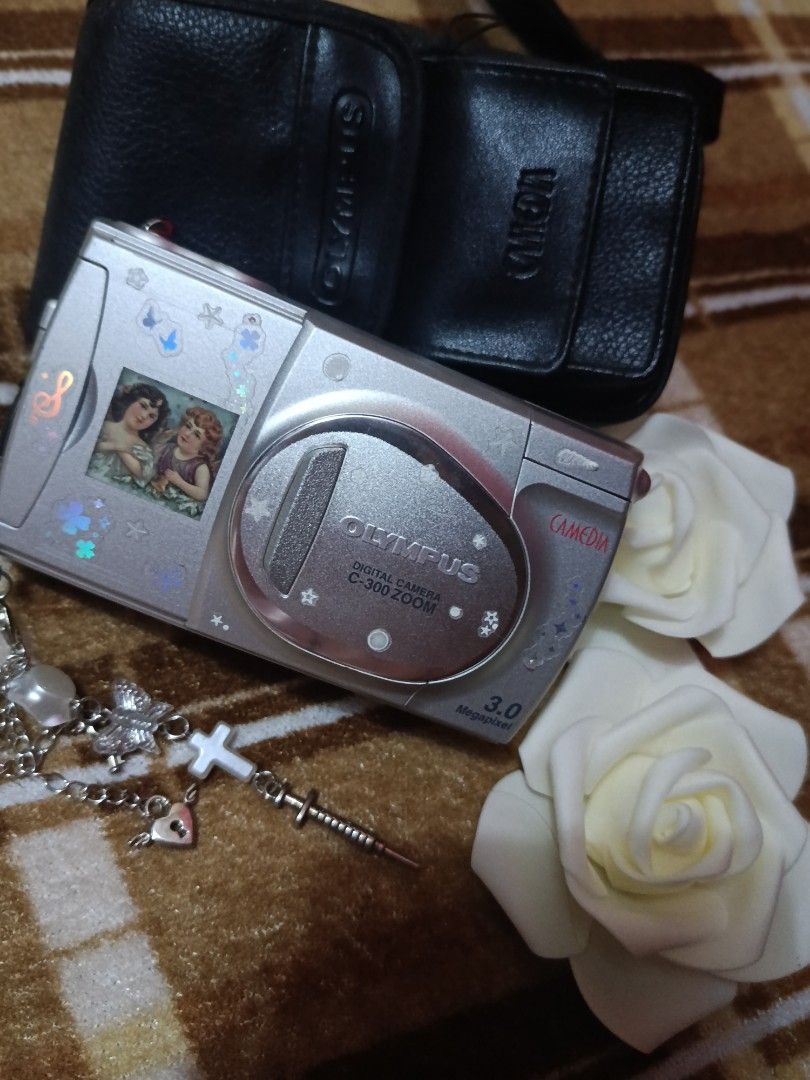 Rare Olympus C-300 Digital Camera (Category: Cameras) located in Manila. Submitted by denice_bear (Listing ID 1469425414, Image 2). Description: no Damage, all buttons are working, can send pictures/videos rfs: I have other digicams.