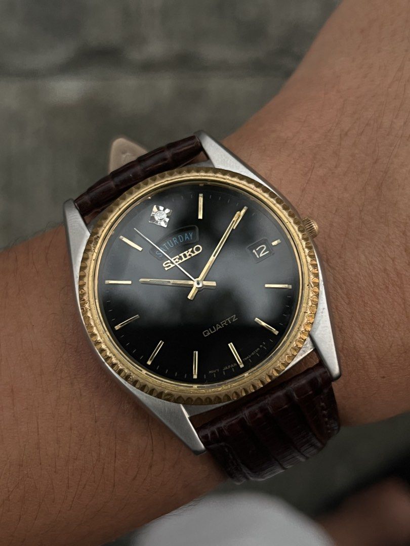 Rare Seiko “President “ (Category: Women's Watches) located in Manila. Submitted by malungkotnaa-55542 (Listing ID 1469408799, Image 2). Description: Vintage Seiko 7N43-8119 “President” style (April 1994). Features a striking black dial with gold fluted bezel and a diamond accent at 12 o’clock. 🖤✨ •Model : 7N43-8119 •Movement : Quartz •Caliber : 7N43 •Case : Steel •Case Size : 36 mm •Lug : 20mm •Dial : Black with Diamond at 12 •Crystal : Hardlex