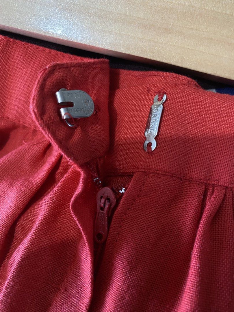 Red Pleated Midi Skirt Size 25-26 (Category: Skirts) located in Dasmarinas. Submitted by pb_declutters (Listing ID 1469467079, Image 3). Description: ✨ WELCOME! PLEASE READ BEFORE MAKING AN OFFER: 📌 Availability: • All items listed are AVAILABLE unless marked as sold or deleted. No need to ask "Is this available?" 📍 Location & Meet-ups: • San Agustin II, Dasmariñas City, Cavite • 🚫 Strictly NO meet-ups. All items are for shipping only. 📸 Phot